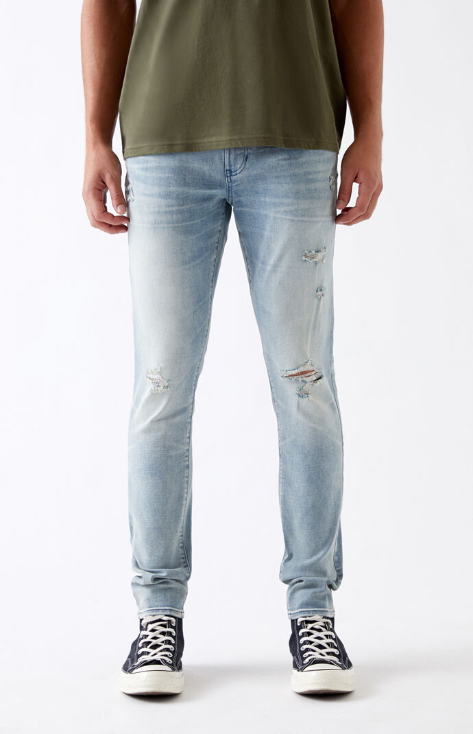 apairofjeans,apairof this essential pair of jeans boasts a traditional 5-pocket