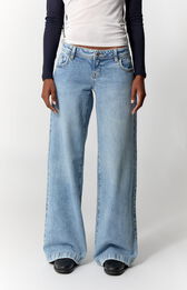 Womens ULTIMATE LOW RISE BAGGY Jeans