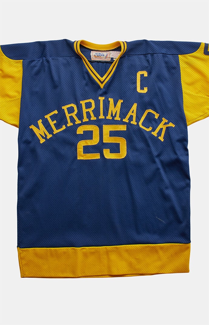 PS VINTAGE '80s Merrimack Hockey Jersey V-neck Graphic Top