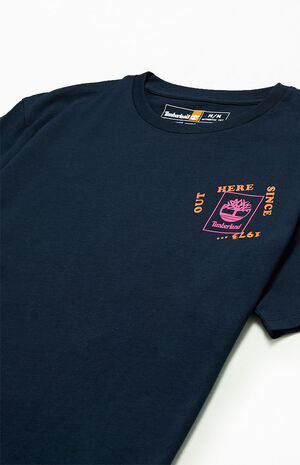 Vintage Hiking T-Shirt image number 3