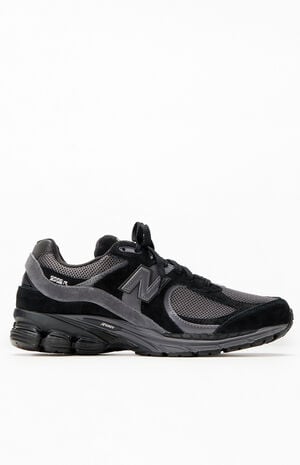 Black 2002R Shoes