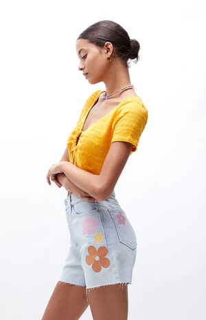 Eco Light Blue Flower Graphic Girlfriend Denim Shorts image number 3