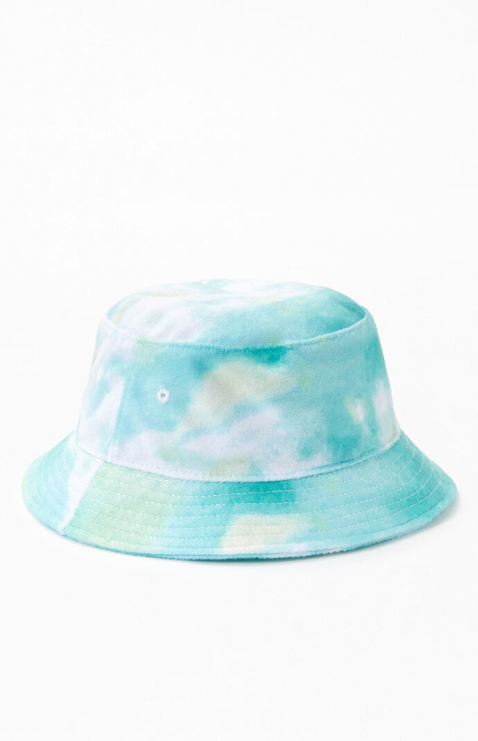 Dye bucket hat