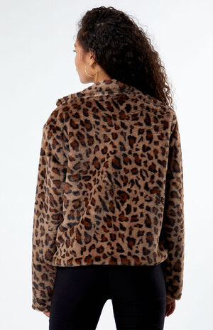 Animal Print Cropped Faux Fur Jacket image number 4