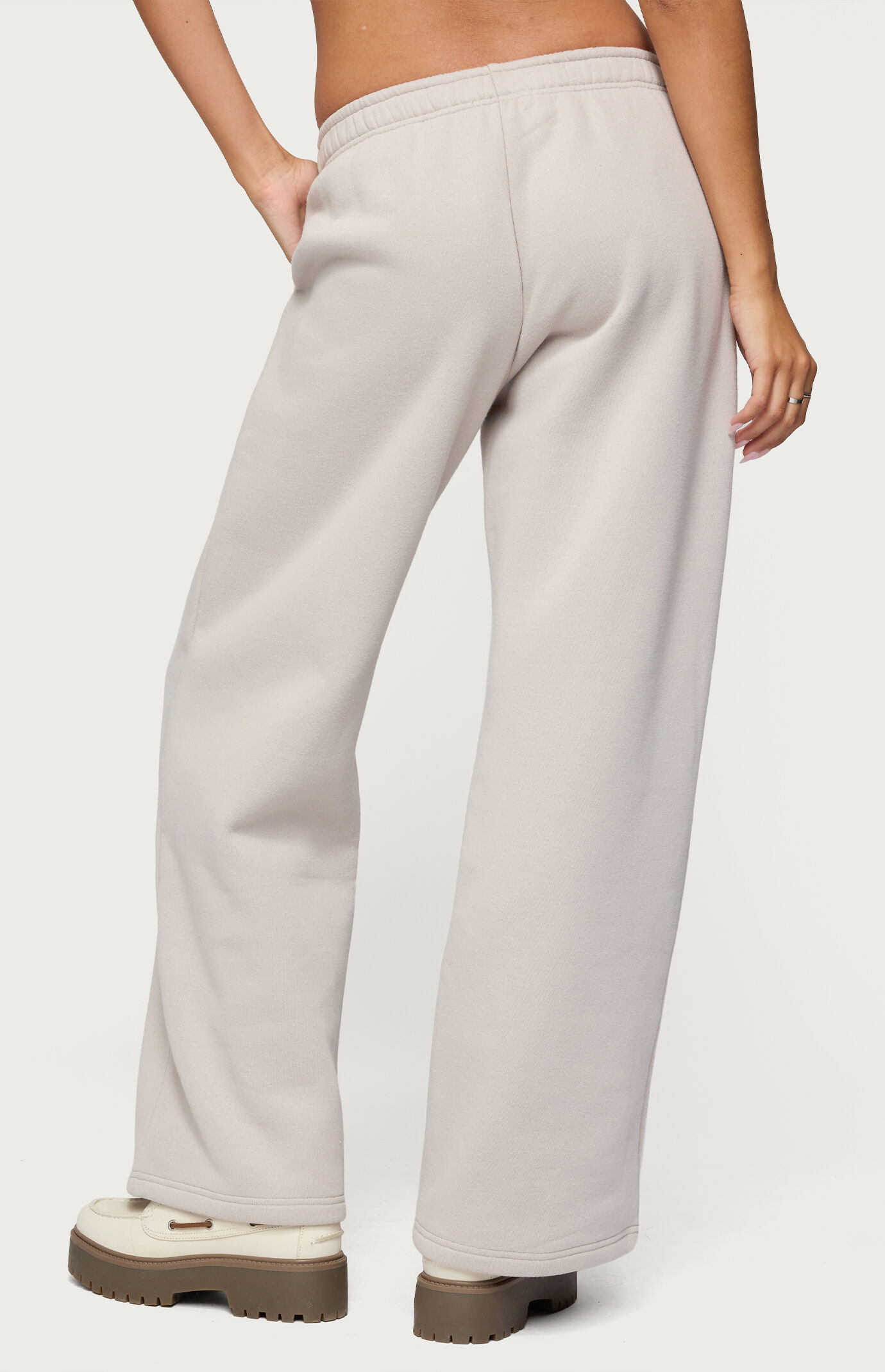 Edikted Wild Petal Sweatpants