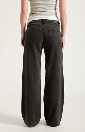 Zoe Low Rise Girlfriend Jeans Black image number 5