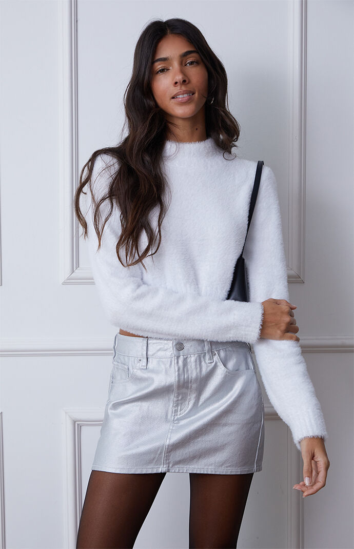 White fuzzy shop cropped sweater