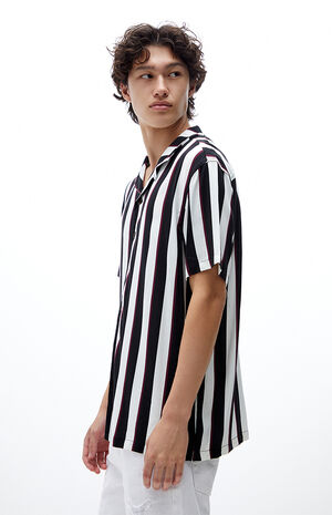Vertical Stripe Resort Camp Shirt Vertical Stripe Resort Camp Shirt image number null