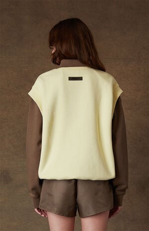 Women's Canary V-Neck Vest image number 4