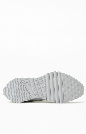Women's White LX2200 Elevated Sneakers image number 4