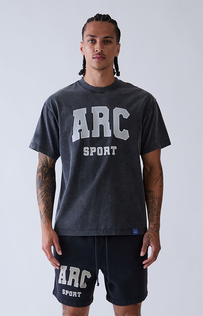 A.R.C. Black Fleece Sweat Shorts | Pacsun