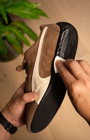 12 Pack Sneaker Wipes image number 6