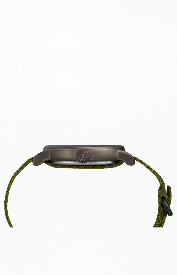 Standard Nylon Strap Watch