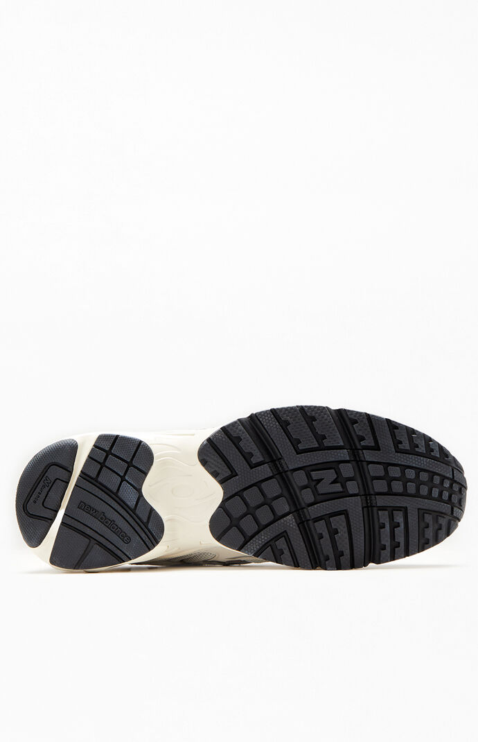 【New Balance】★スニーカー★ Unisex 725V1 New Balance 725V1 Shoes | PacSun