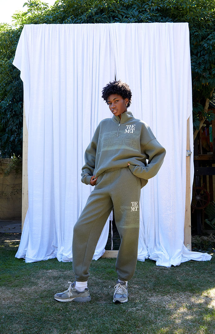 Pacsun green sweatpants outlet