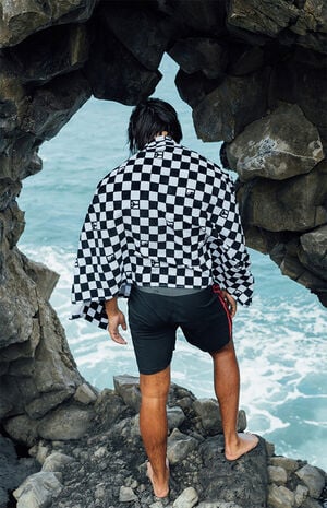 Eco Check Turn Beach Towel image number 3