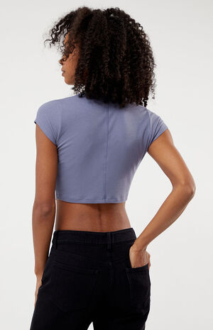 Queen Cropped T-Shirt image number 4