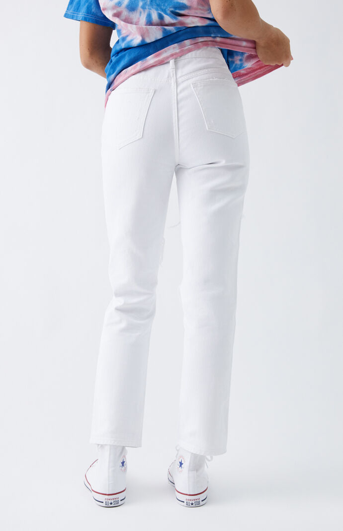 white mom pants