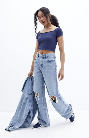 Cali Light Indigo Ripped Knee Baggy Boyfriend Jeans image number 4