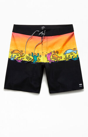 Dolphin Dance 19" Boardshorts image number 1