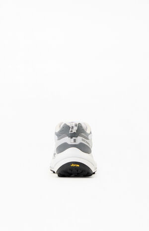White Speed Arc Matis Shoes image number 3