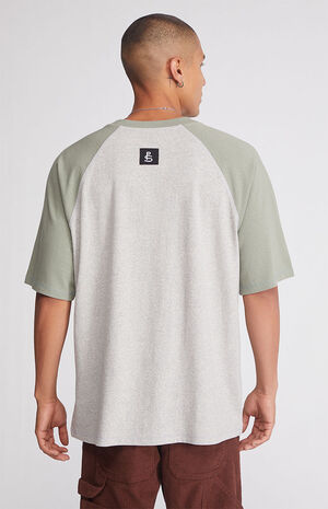 Green & Gray Boxy Raglan Henley T-Shirt image number 3