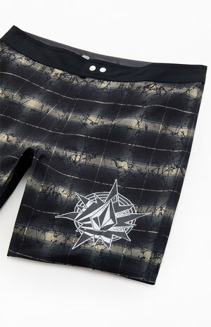 Grunge Snap Mod 8.5" Boardshorts image number 4