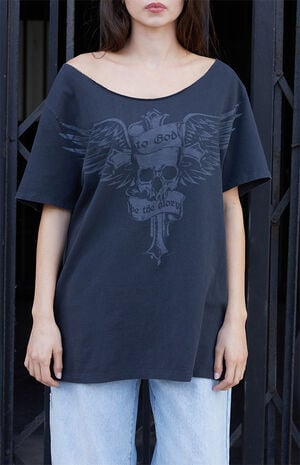 Skull Off-The-Shoulder Oversized T-Shirt image number 2