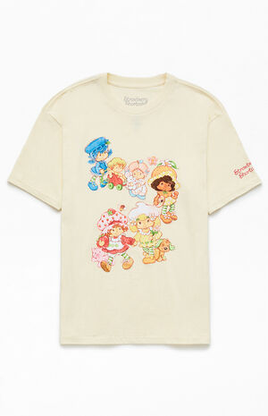 Kids Strawberry Shortcake Group T-Shirt image number 1