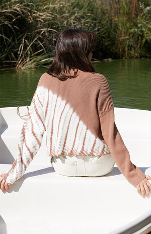 Tie dye v neck sweater clearance