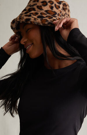 Cloud Fitted Long Sleeve Top image number 3