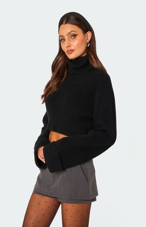 Oversized Turtle Neck Cropped Sweater image number 3