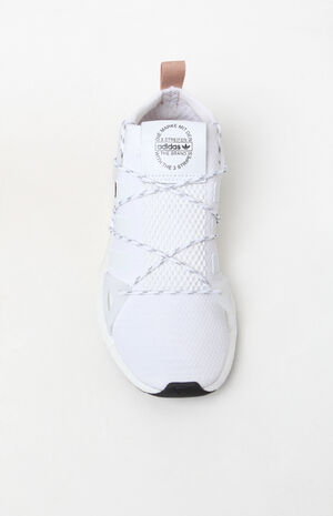 Women's White Arkyn Sneakers image number 5
