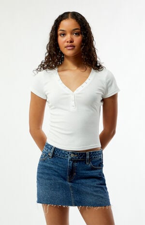 Poppy V-Neck Button T-Shirt image number 2