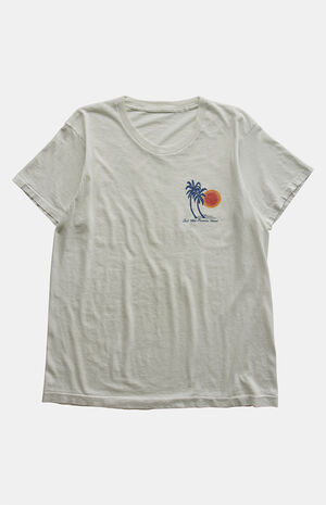 80s Club Med-Paradise Island Graphic T-Shirt image number 1