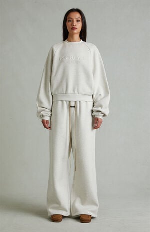 Women's Heather Oatmeal Lounge Fleece Baggy Sweatpants image number 2