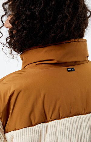 Eezeh Peaasy Puffer Jacket image number 2