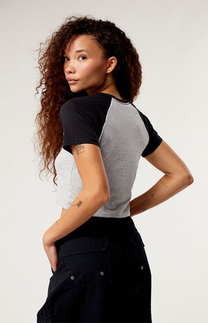 95 Varsity Raglan T-Shirt image number 4