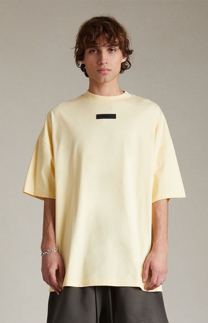 피어오브갓 에센셜 피오갓 에센셜 Fear of God Essentials Garden Yellow T-Shirt