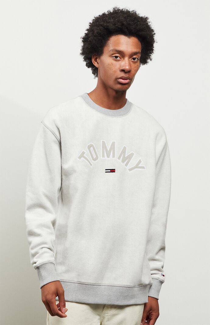 tommy jeans crew neck sweatshirt