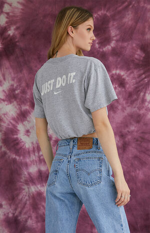 Upcycled Gray Scrunchie T-Shirt image number 2