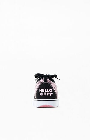 Women's Hello Kitty Pro 20 Sneakers image number 3