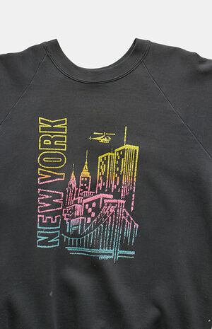 90s New York Crew Neck Sweatshirt image number 5
