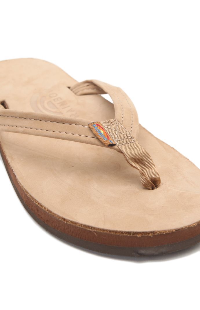 Pacsun rainbow sandals store
