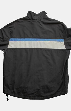 2000s Black Nike Jacket image number 2