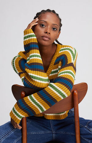 '90s Girl V Neck Sweater image number 4