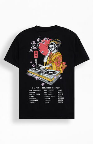 Geisha DJ T-Shirt image number 1