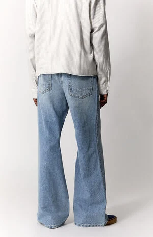 Bennet Baggy Flare Jeans Light Blue image number 4
