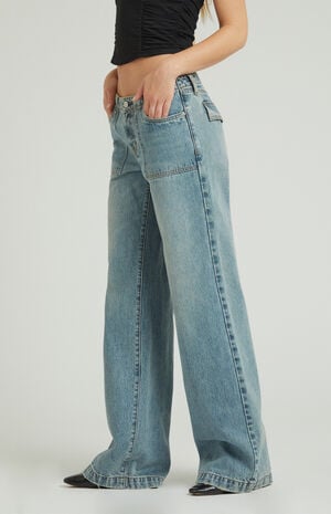 Casey Low Rise Baggy Jeans Patch Pocket Medium Indigo image number 3