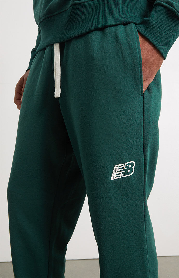New balance mens 2025 slim fleece pants black